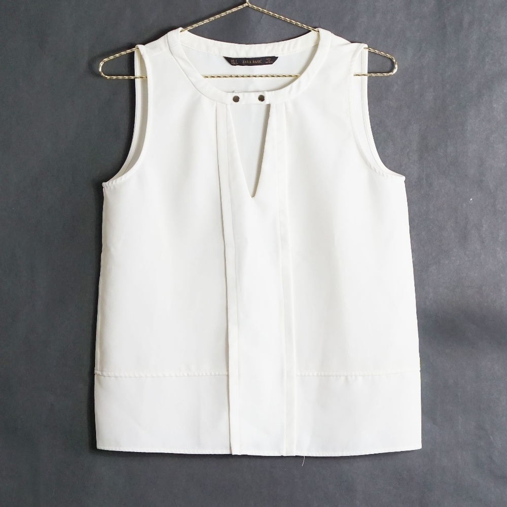 Zara Sleeveless Ivory Keyhole Top S